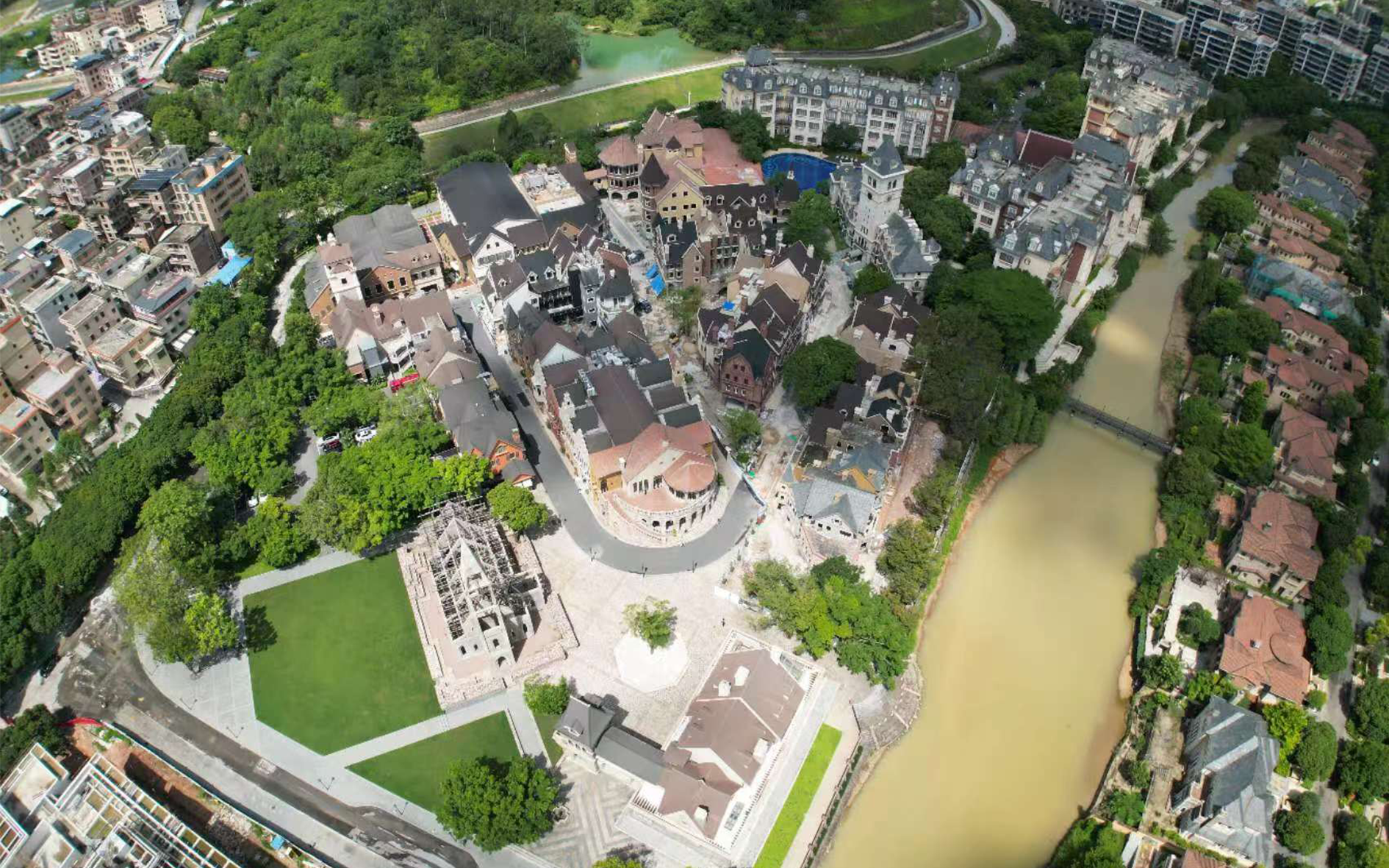 廣州花都某小鎮拆除加固工程